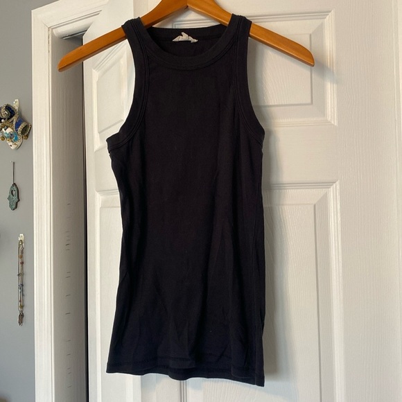 Women’s Easy Standard Ribbed tank size L - Picture 1 of 6